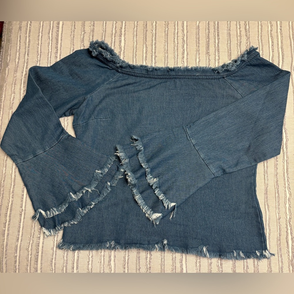 Frayed Off-Shoulder Blue Women’s Top
